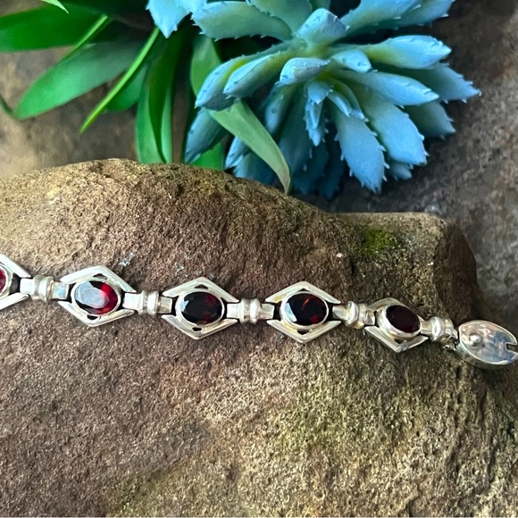 ❤️💯 REAL GARNET/SILVER  ⭐️❤️ fancy link Sterling Silver bracelet - Picture 2 of 8